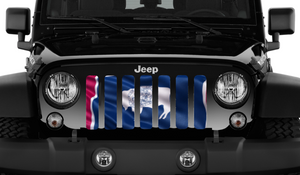 Waving Wyoming State Flag Jeep Grille Insert