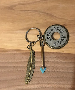 Love key chain with arrow and feather
